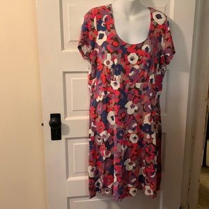 Boden floral jersey dress US size 16 L pink, lavender, blue, ivory, scoop neck